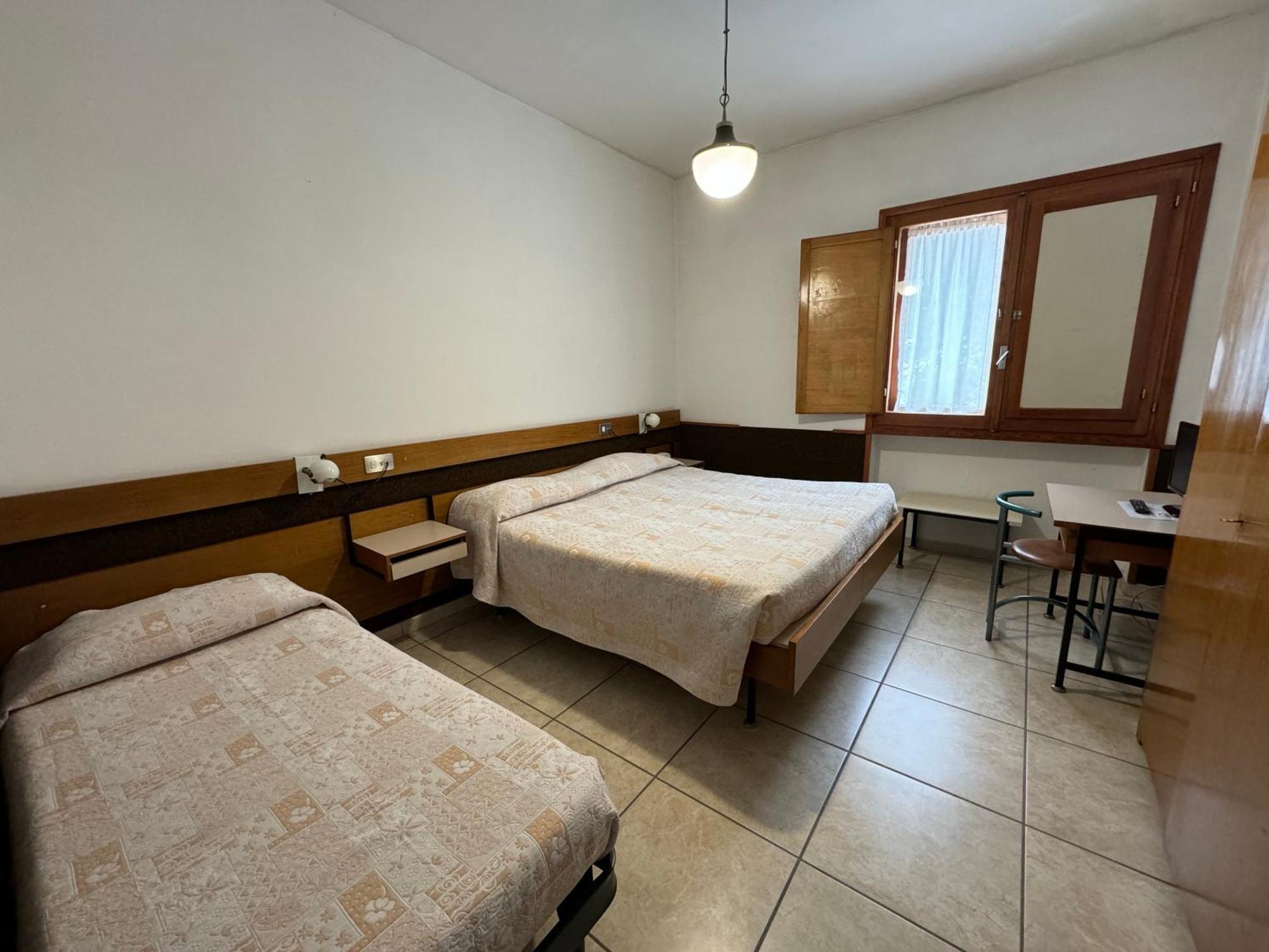 Holidays Hotel
